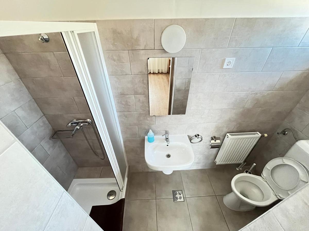 Globus Guesthouse, Vendeghaz Sormás Eksteriør bilde